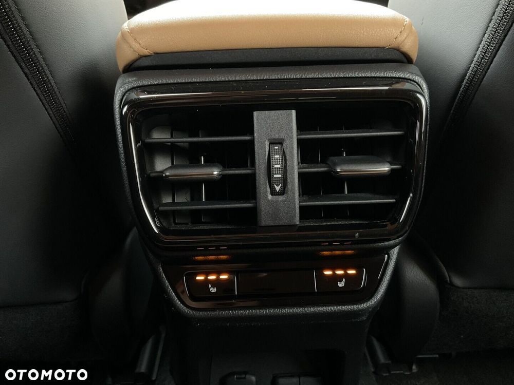 Lexus NX - 15