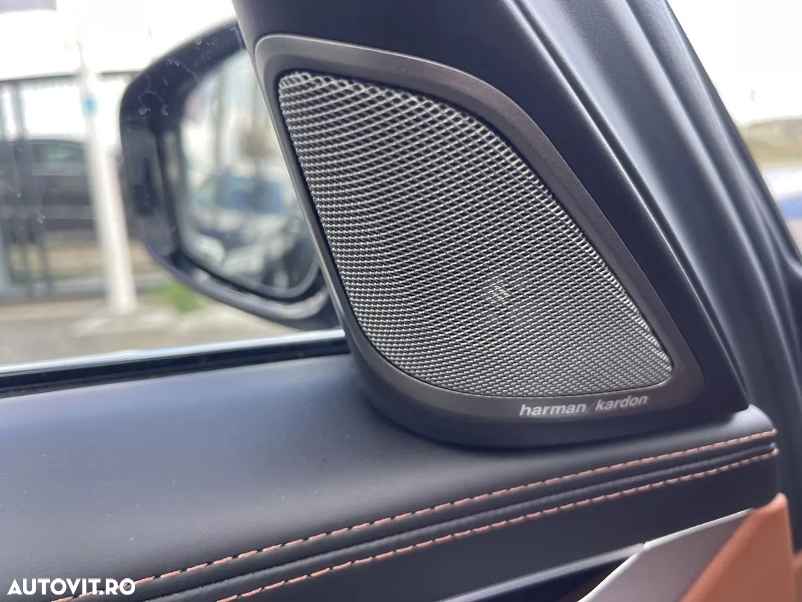 BMW Seria 7 740i - 17