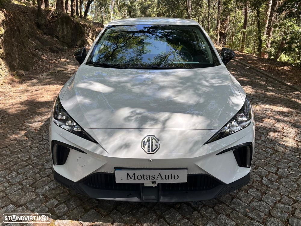 MG MG4 64 kWh Luxury - 14