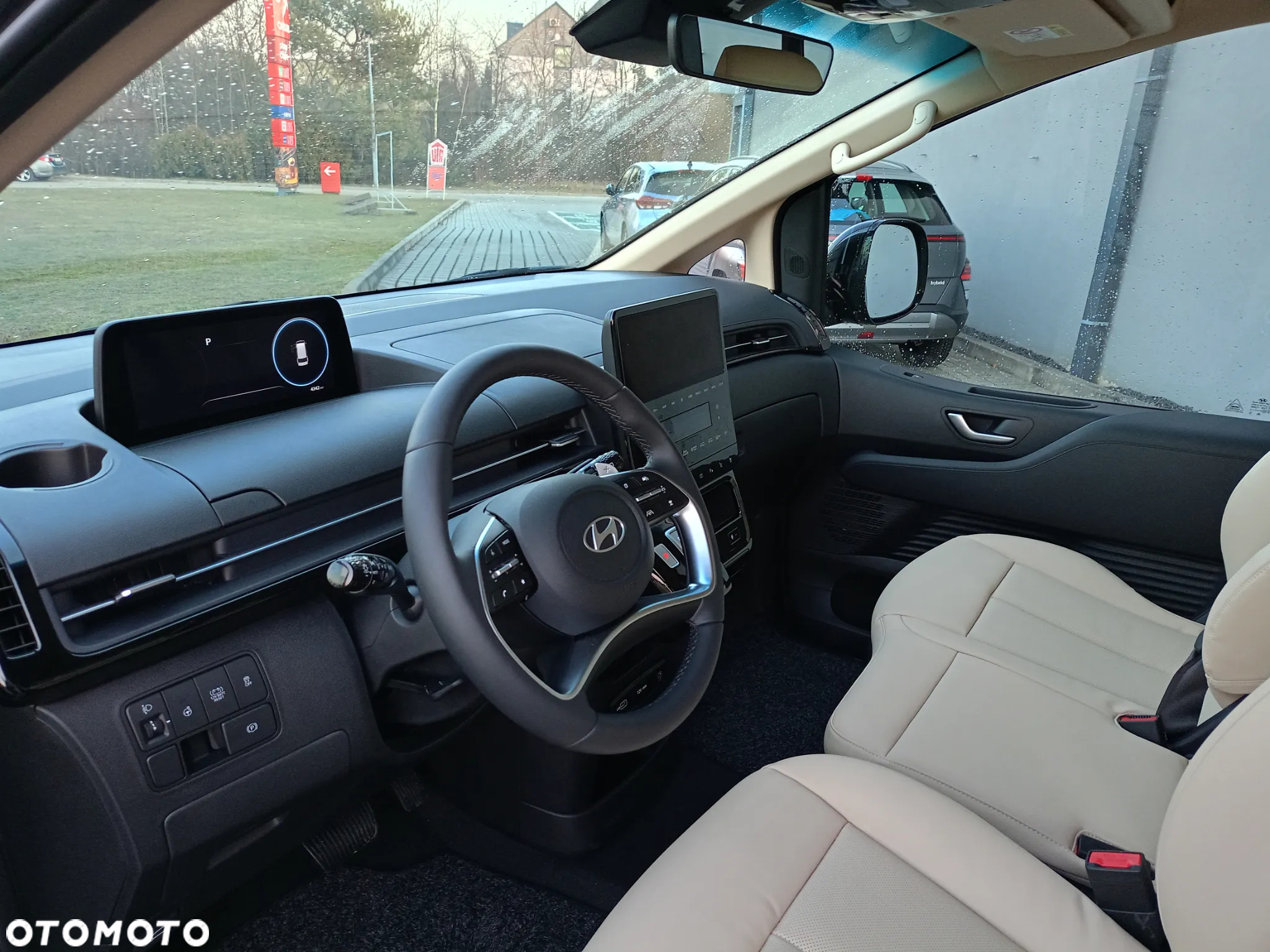 Hyundai Staria - 6