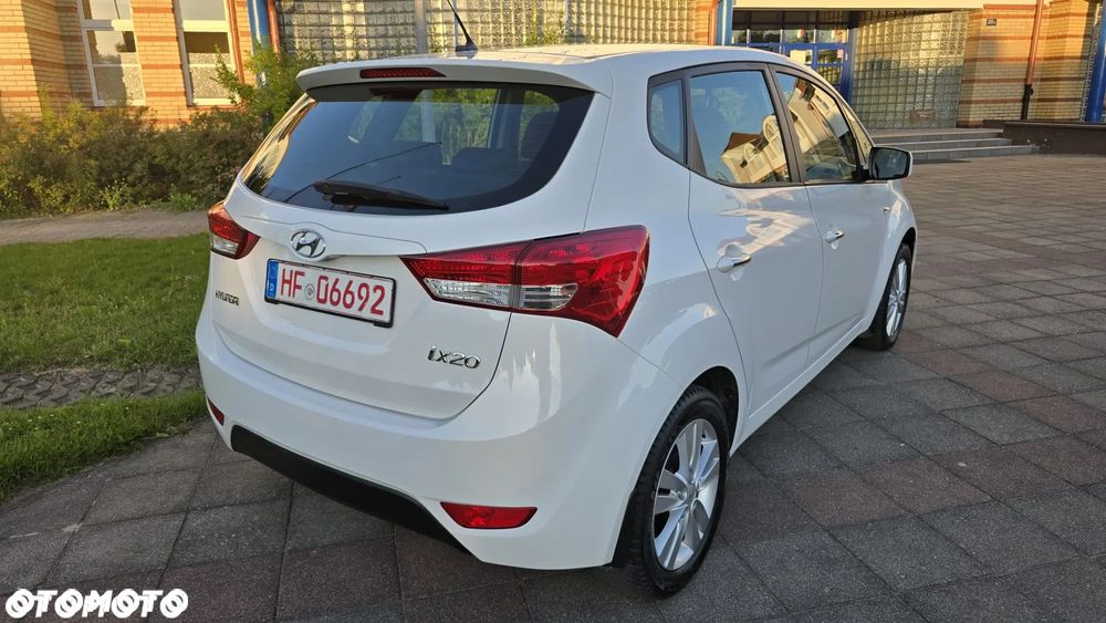 Hyundai ix20 - 4
