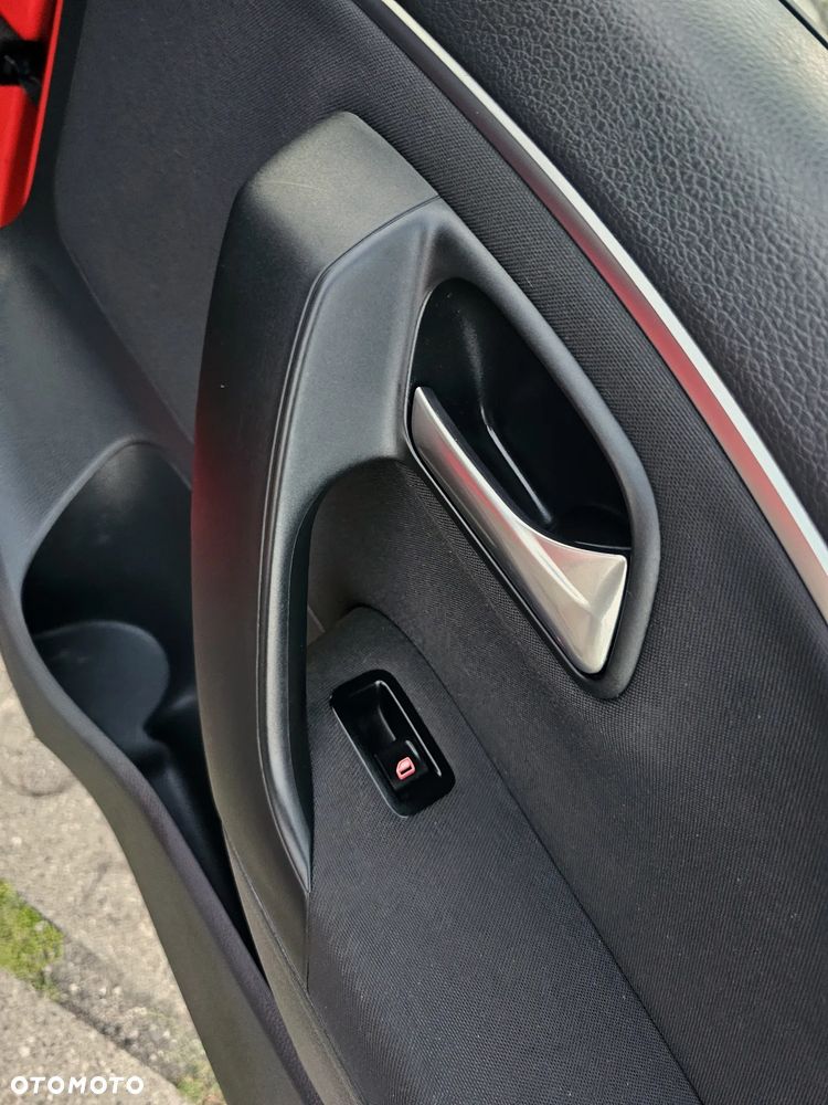 Volkswagen Polo - 22