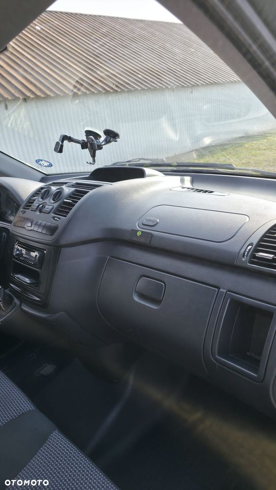 Mercedes-Benz VITO - 11