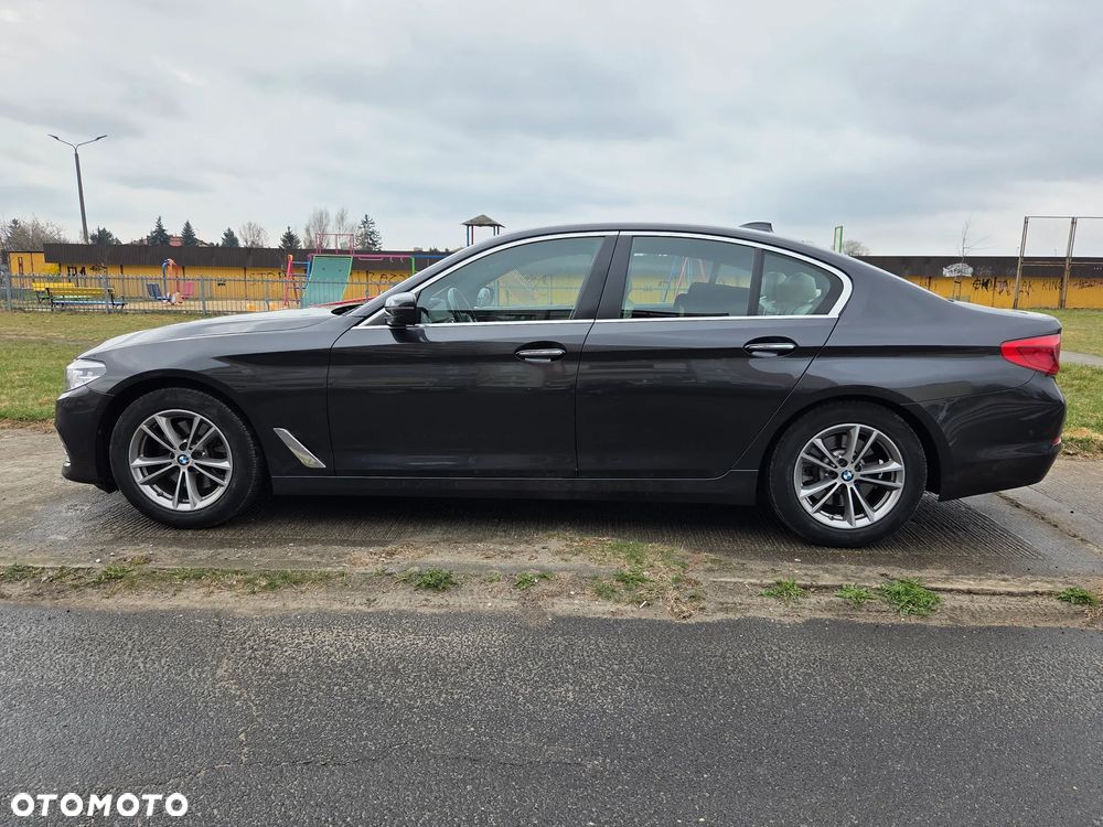 BMW Seria 5 520d Efficient Dynamics - 3