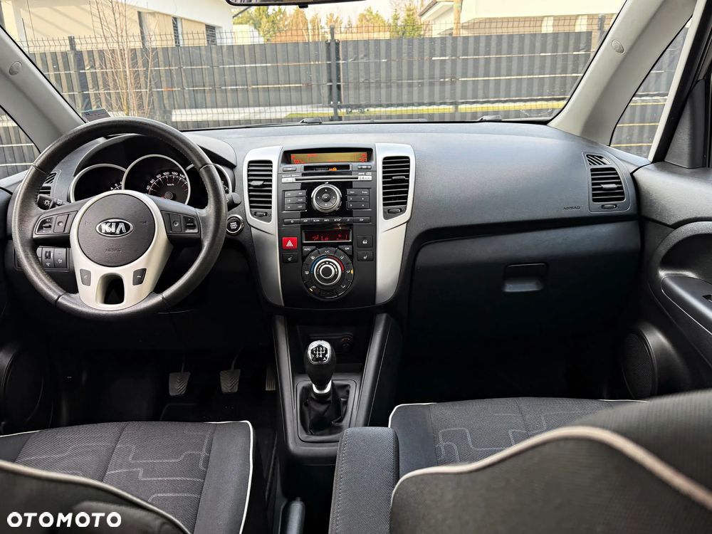 Kia Venga 1.4 CVVT ISG Dream Team Edition - 24