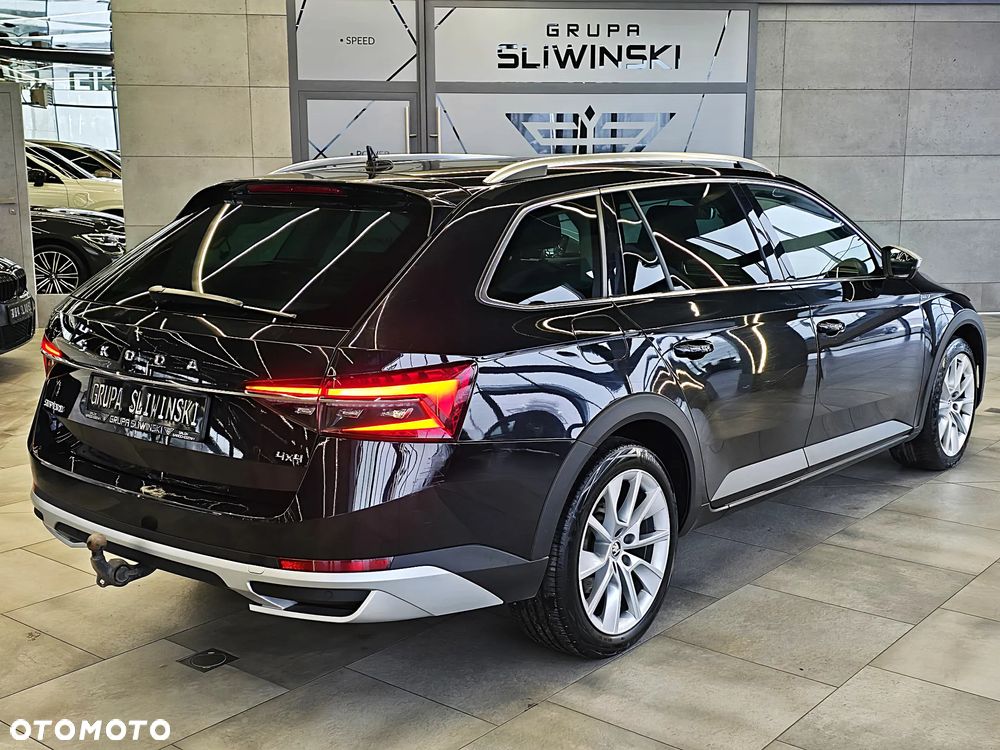 Skoda Superb 2.0 TDI 4x4 DSG Scout - 8