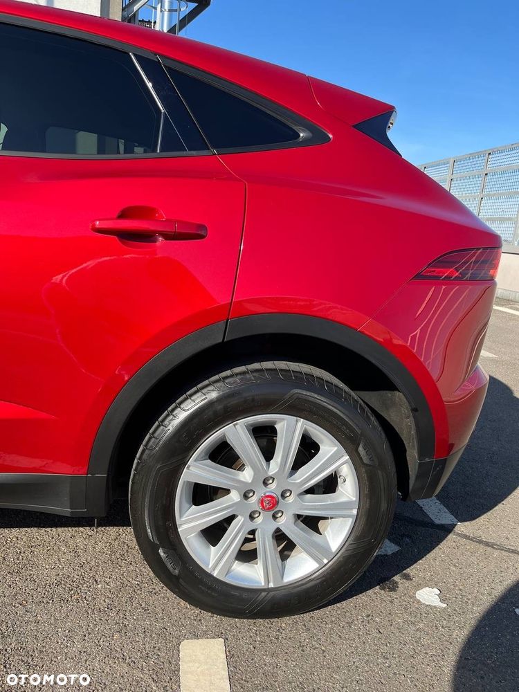 Jaguar E-Pace 2.0 i4P AWD R-Dynamic HSE - 12