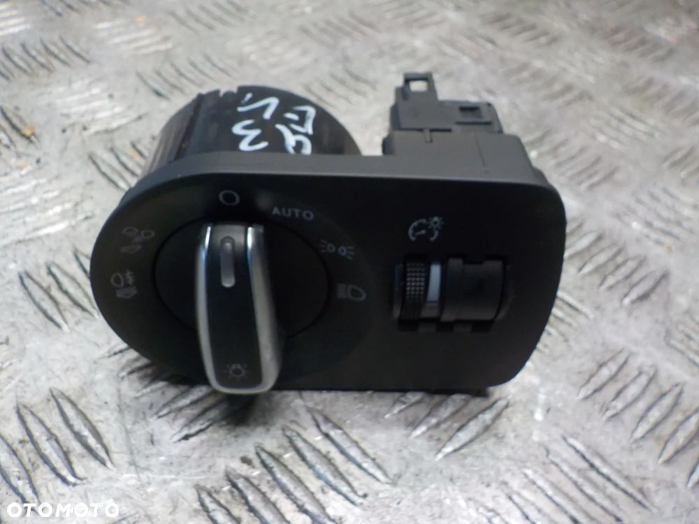 AUDI Q3 PRZEŁĄCZNIK WŁĄCZNIK ŚWIATEŁ 8X1941531AN - 1