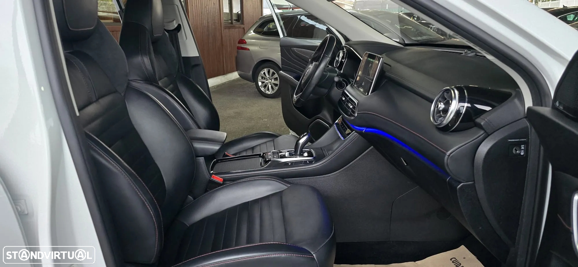 MG EHS 1.5 T-GDI Plug-in Hybrid Luxury - 30