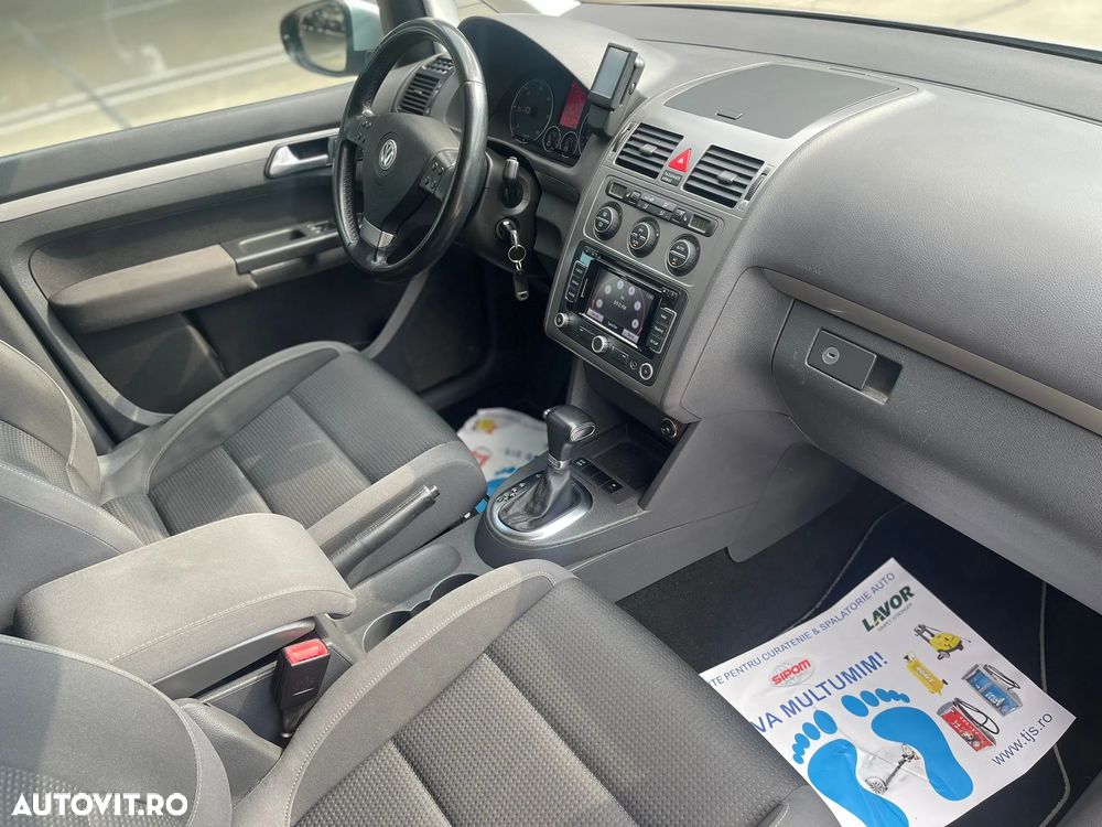 Volkswagen Touran 2.0 TDI DSG Freestyle - 5