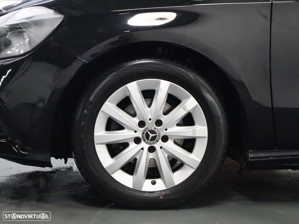 Mercedes-Benz A 160 d Urban - 17