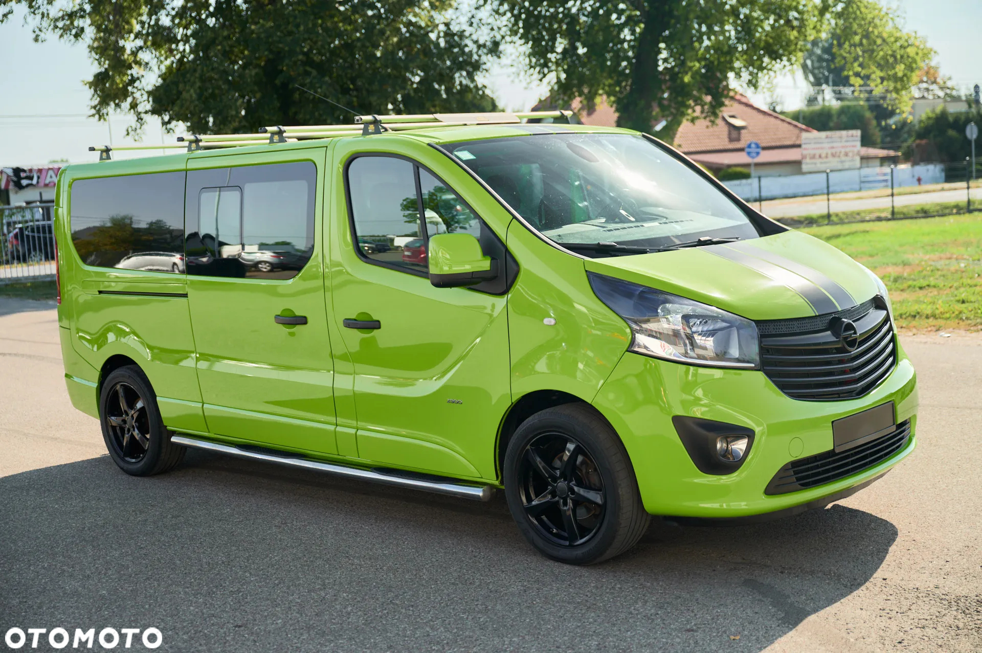 Opel Vivaro L2H1 2,9t Elegance Premium - 12