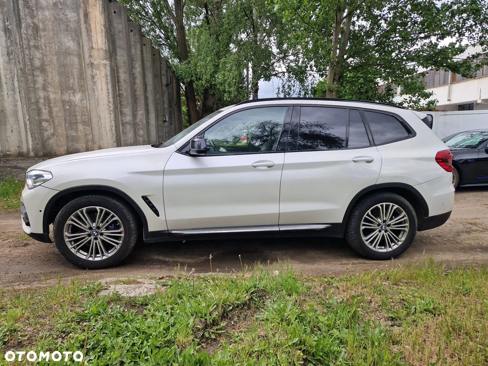 BMW X3 xDrive20d Luxury Line sport - 4
