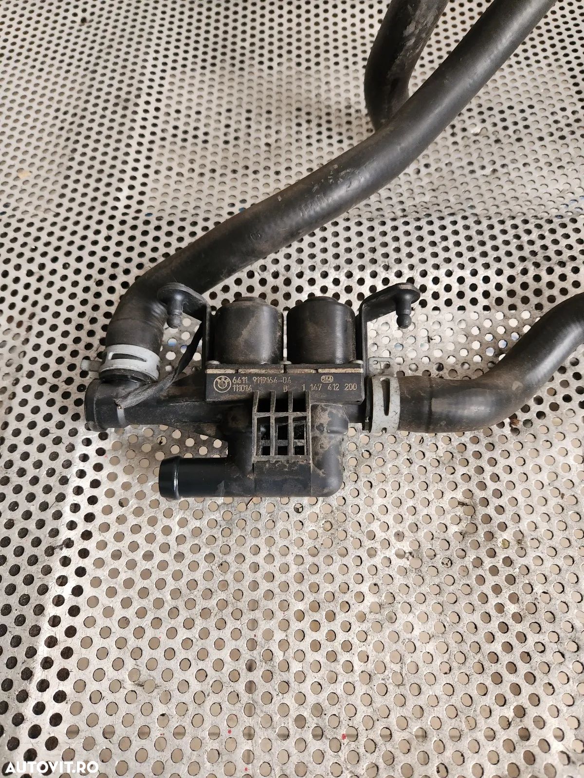 Preincalzitor Robinet Electrovalva Apa Caldura Bmw F10 F11 F01 F02 F03 F04 F06 F12 F13 F07 Etc. Cod - 1