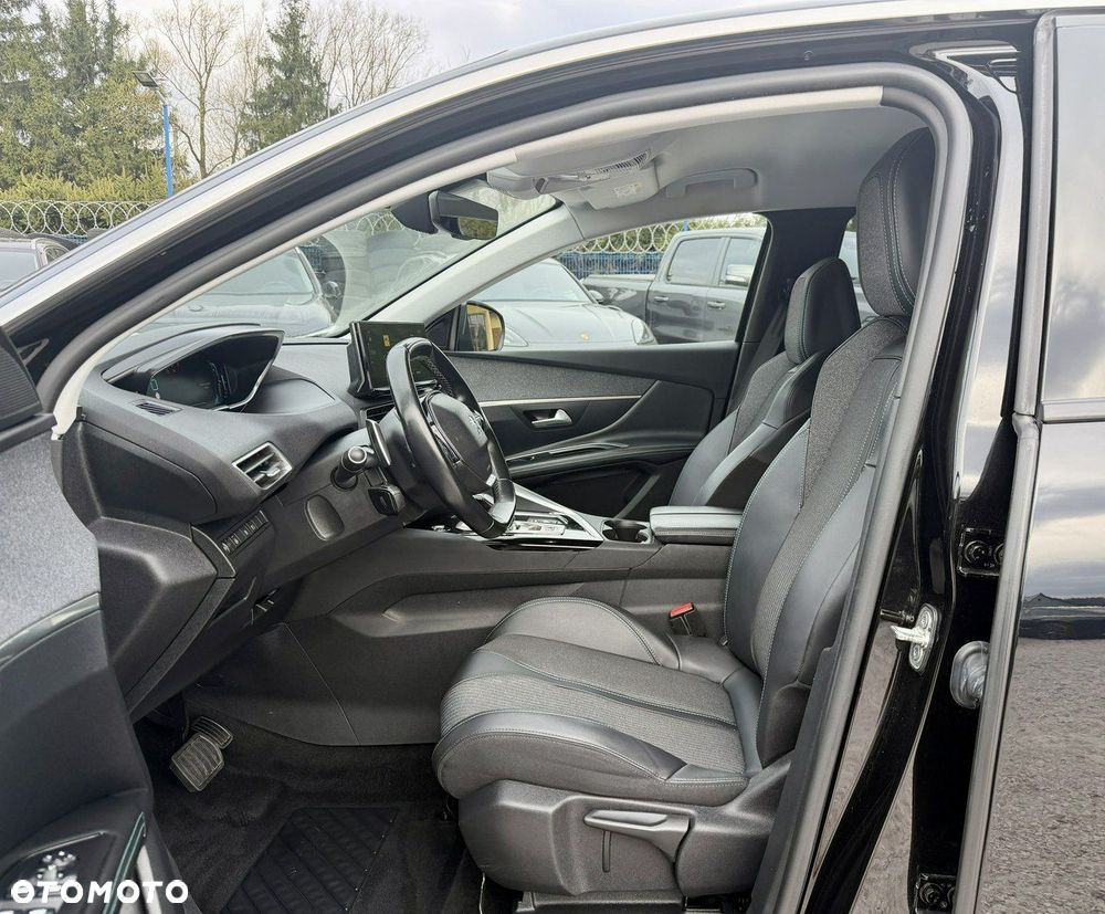 Peugeot 3008 1.6 PureTech Hybrid PHEV Allure Pack S&S EAT8 - 9