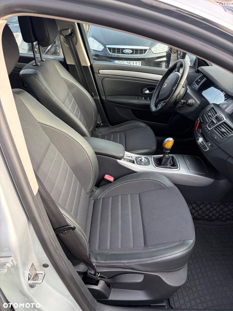 Renault Laguna dCi 110 FAP Dynamique - 38