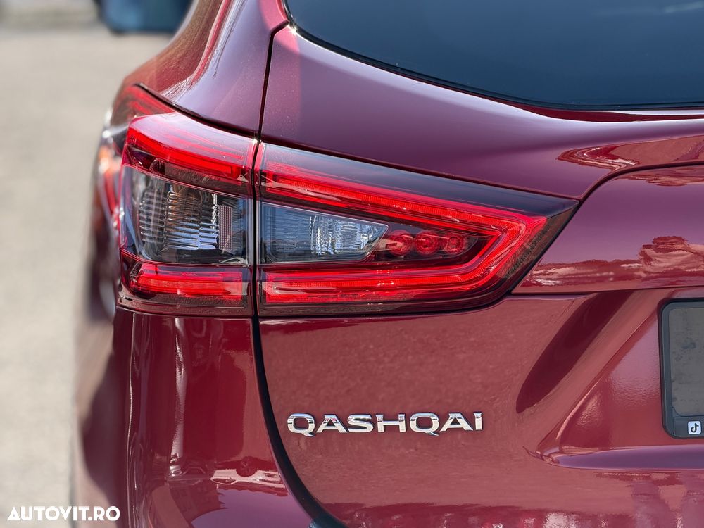 Nissan Qashqai 1.6 DIG-T TEKNA+ - 25