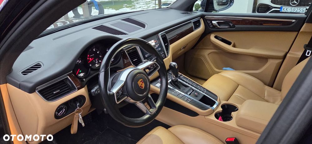 Porsche Macan - 9