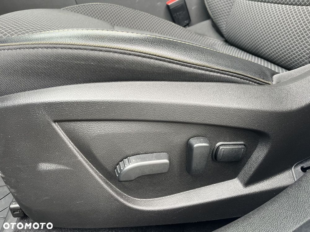 Renault Arkana 1.6 E-TECH Techno MMT - 22