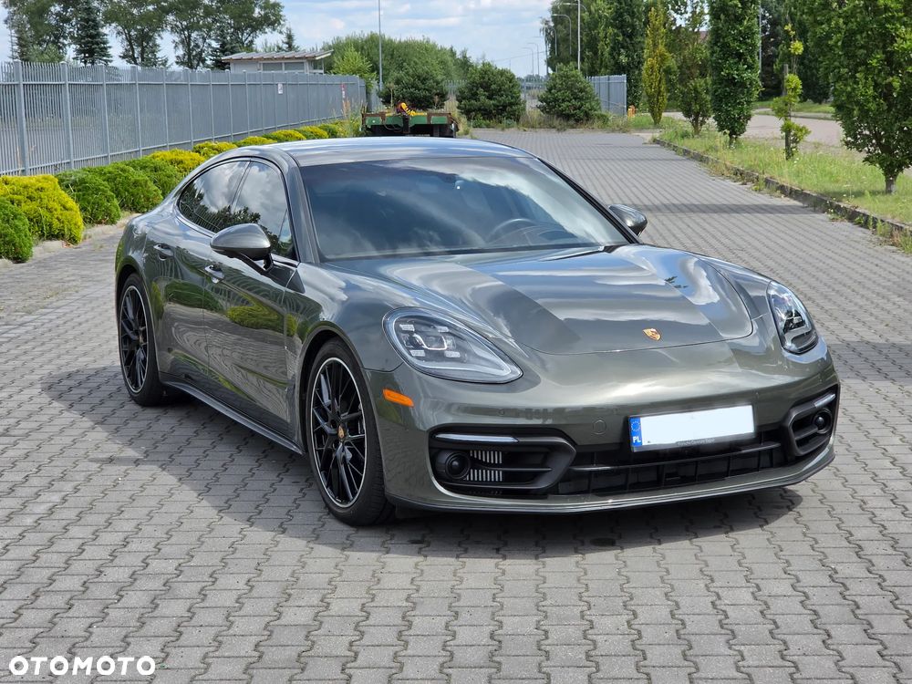 Porsche Panamera 4 Platinum Edition - 5