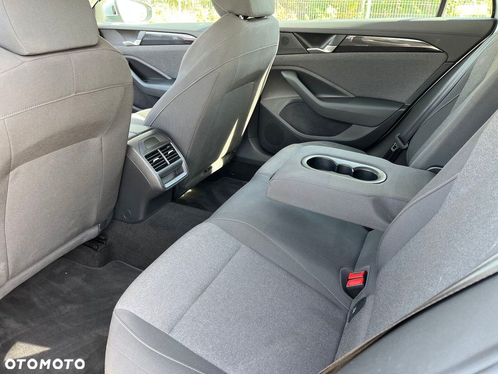 Volkswagen Passat 1.5 TSI ACT mHEV Style DSG - 17