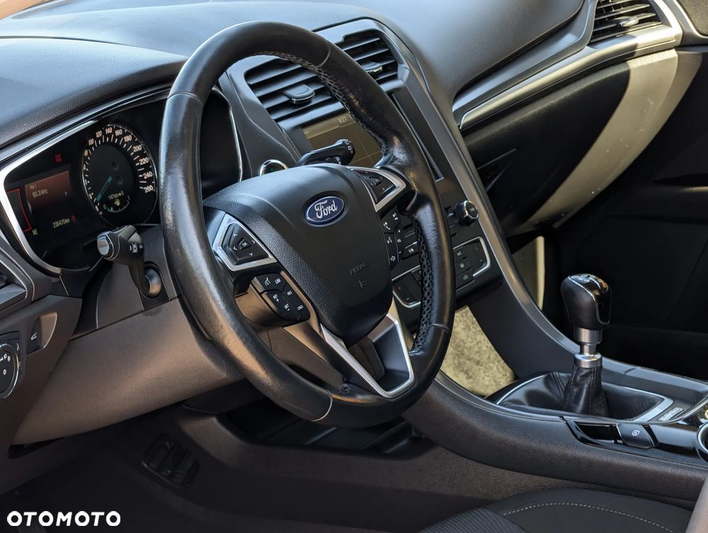 Ford Mondeo 2.0 TDCi STart-Stopp Titanium - 21