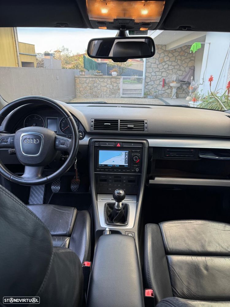 Audi A4 Avant 2.0 TDi S-line - 6