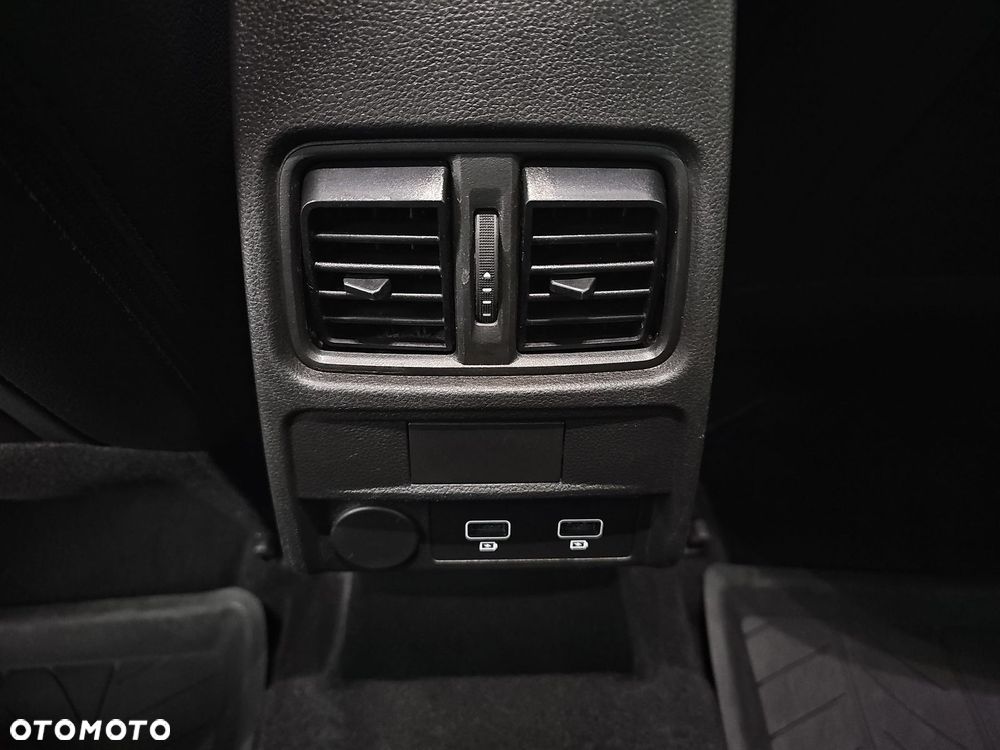 Renault Arkana 1.3 TCe mHEV Techno EDC - 17