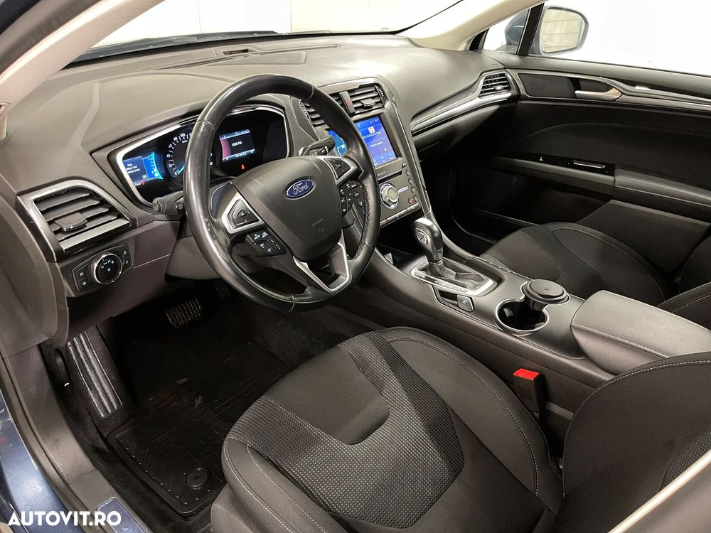 Ford Mondeo 2.0 HEV Titanium - 5