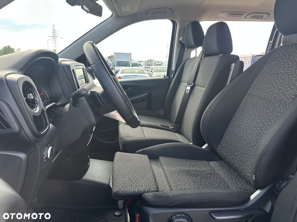 Mercedes-Benz Vito - 21