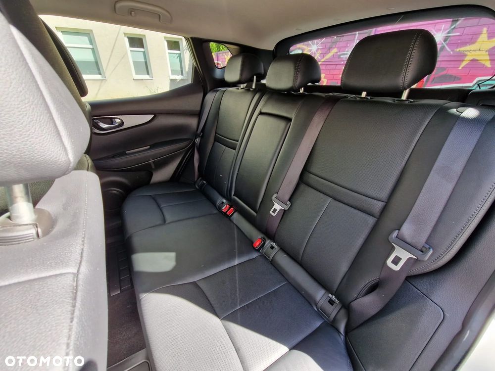 Nissan Qashqai 1.6 DCi Tekna Xtronic - 12