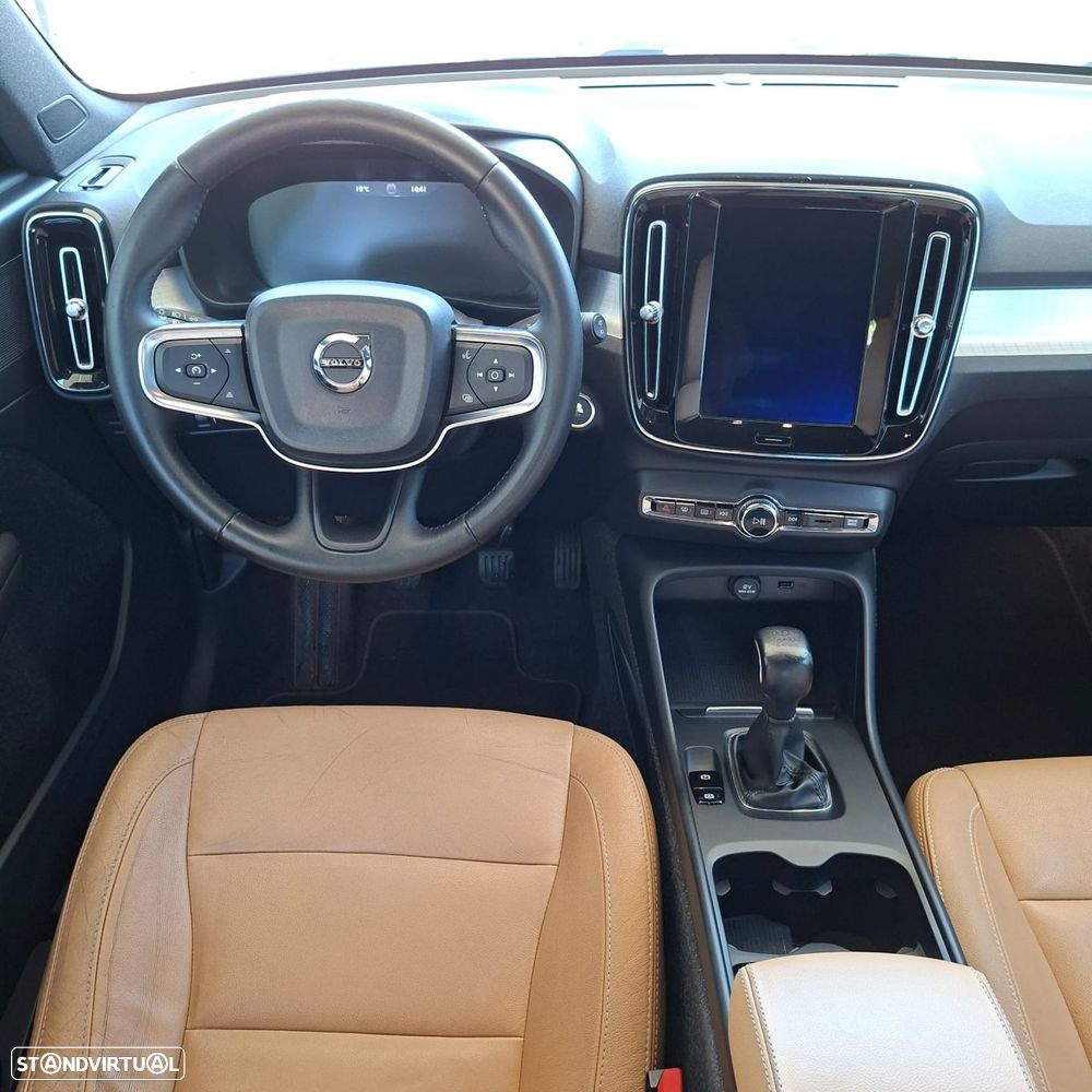 Volvo XC 40 1.5 T3 Momentum - 18
