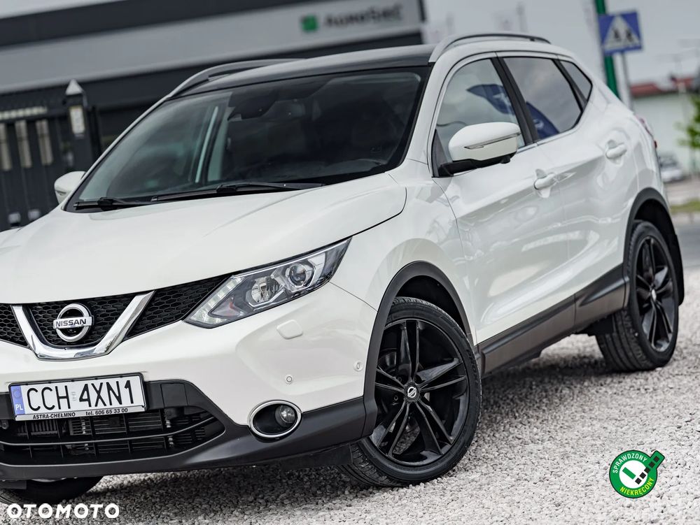 Nissan Qashqai 1.6 dCi Xtronic TEKNA+ - 6