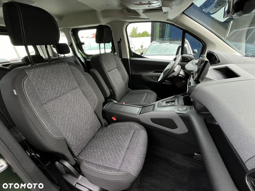 Peugeot eRifter - 19