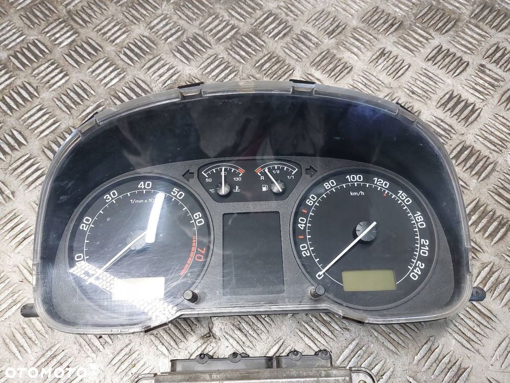 ZESTAW STARTOWY SKODA OCTAVIA I FL 06A906018HA 4B0905851C - 4