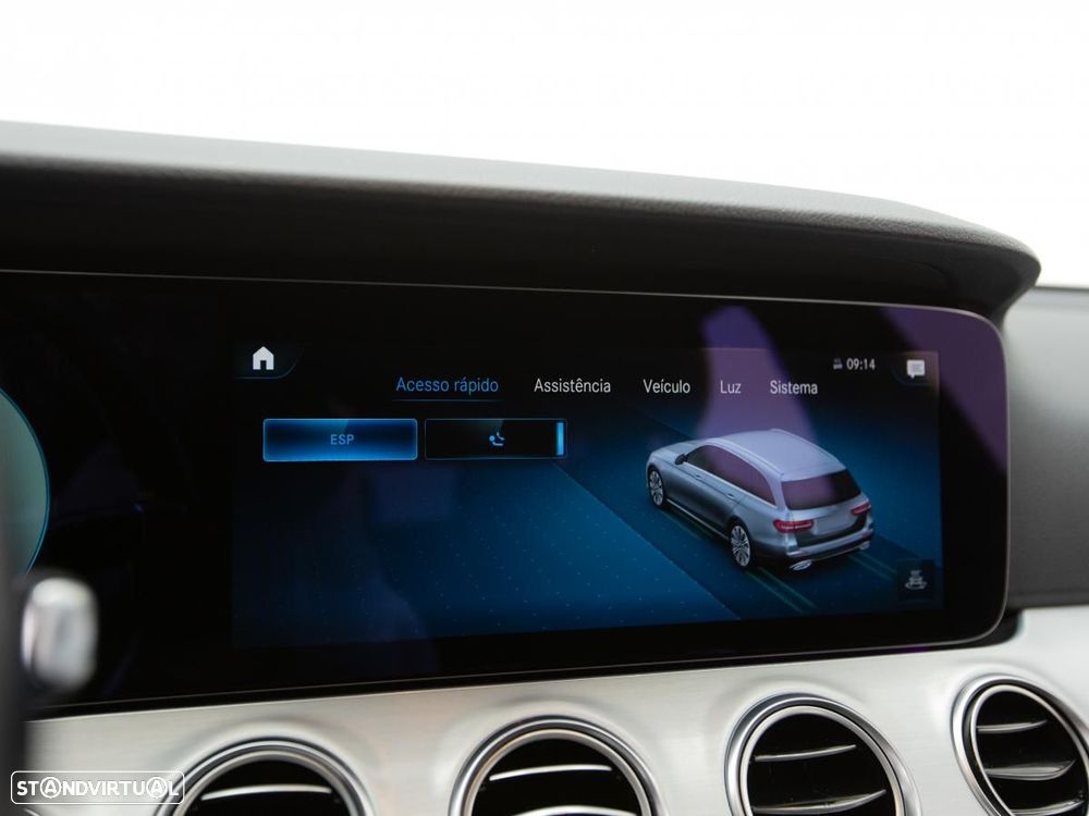 Mercedes-Benz E 300 de 4Matic 9G-TRONIC - 30