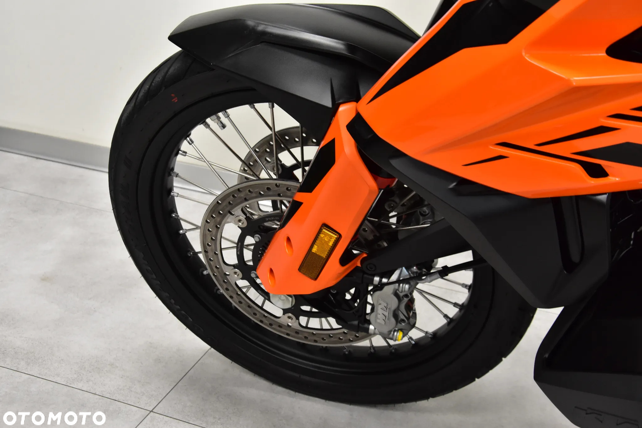 KTM Adventure - 35