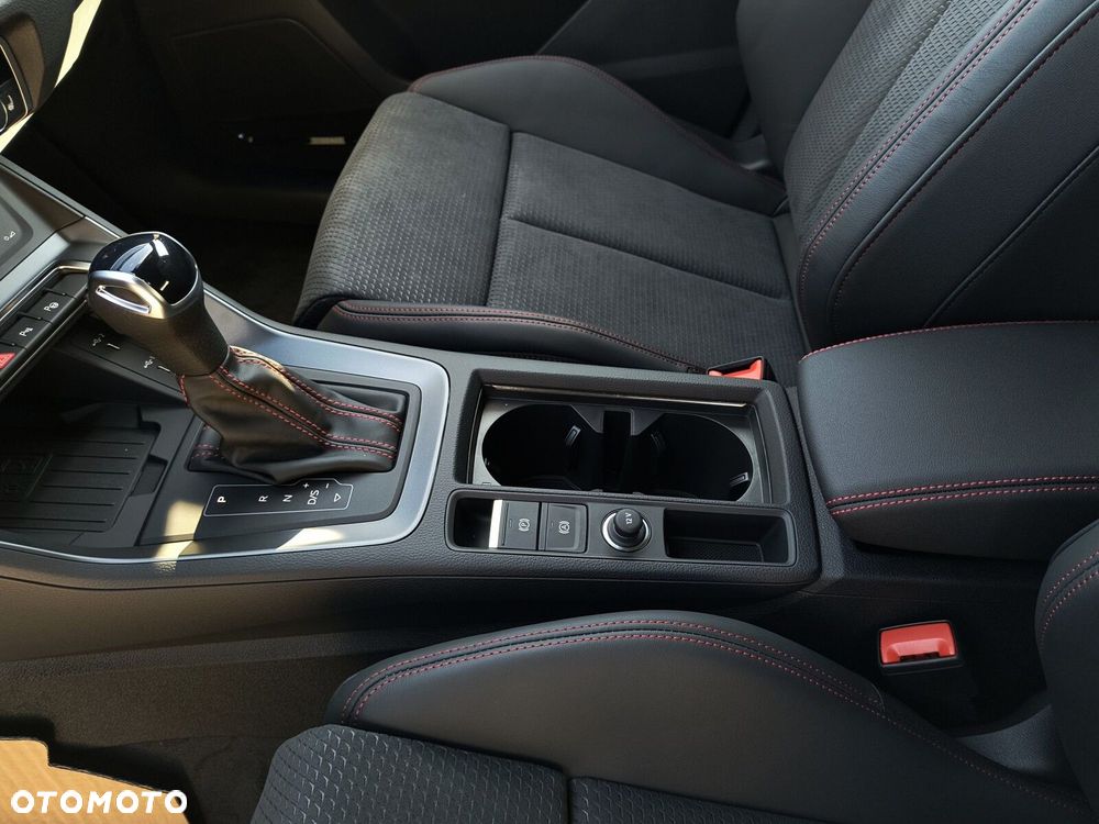 Audi Q3 Sportback - 29