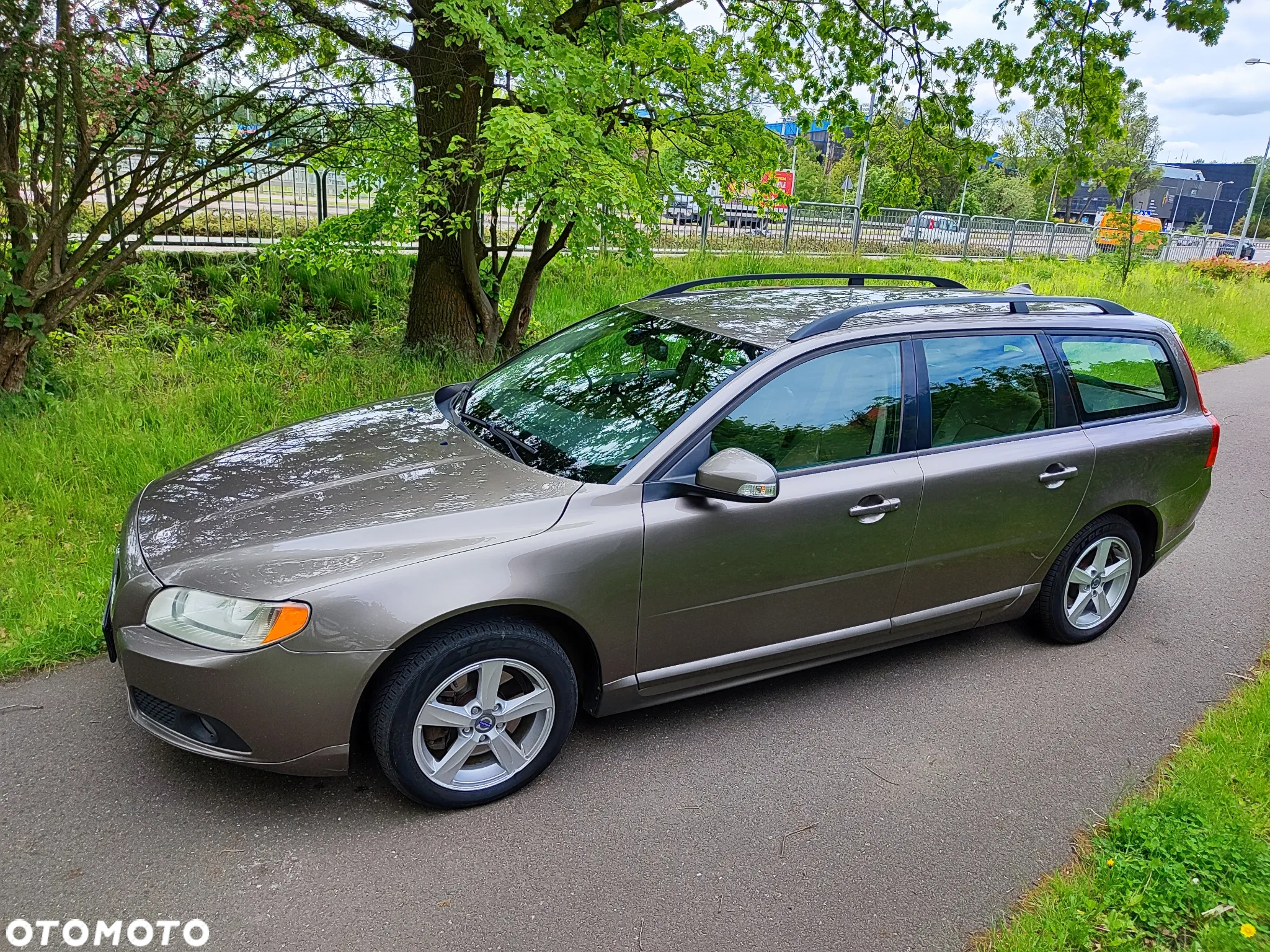 Volvo V70 2.0D Momentum - 13