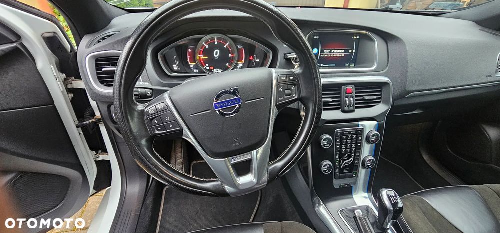 Volvo V40 D2 RDesign - 8