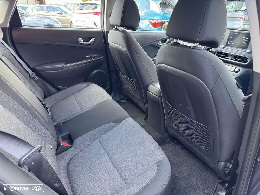Hyundai Kauai 64 kWh Premium - 17