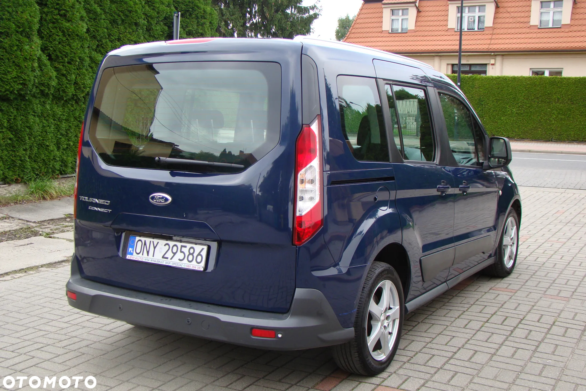 Ford Tourneo Connect - 2