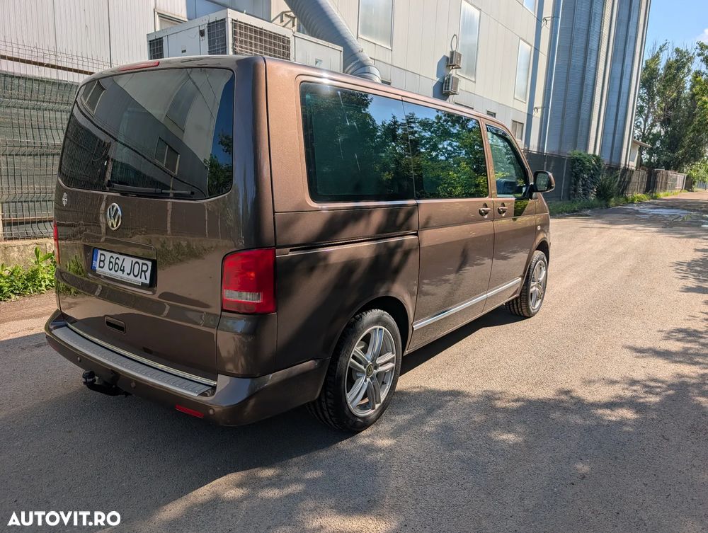 Volkswagen Multivan - 12