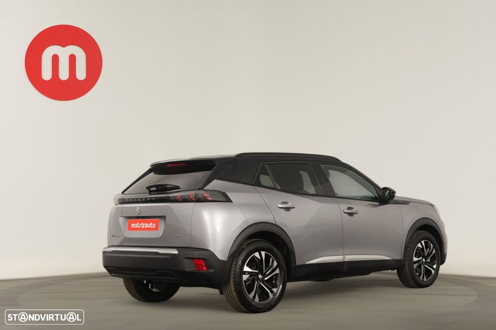 Peugeot e-2008 50 kWh GT - 4