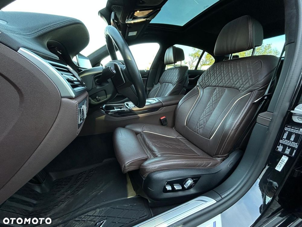 BMW Seria 7 730d sport - 8