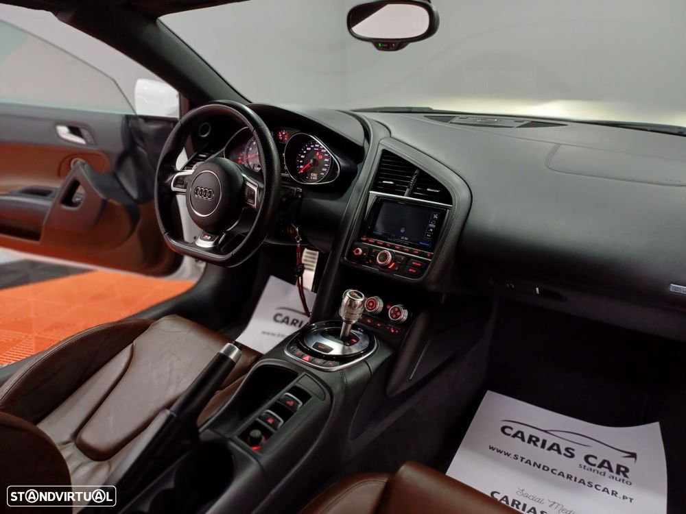 Audi R8 Spyder - 15