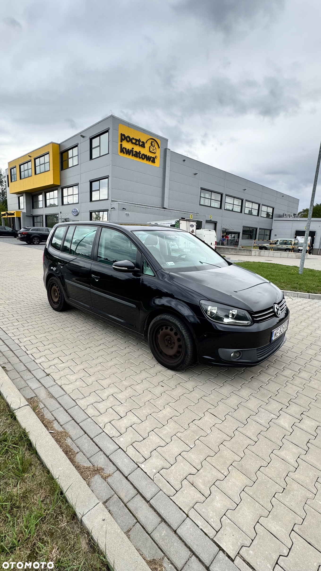 Volkswagen Touran 1.6 TDI DPF Comfortline - 3
