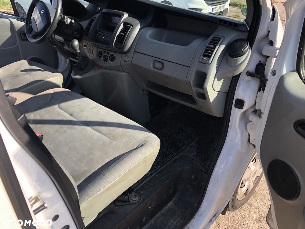 Renault Trafic Blaszak - 14