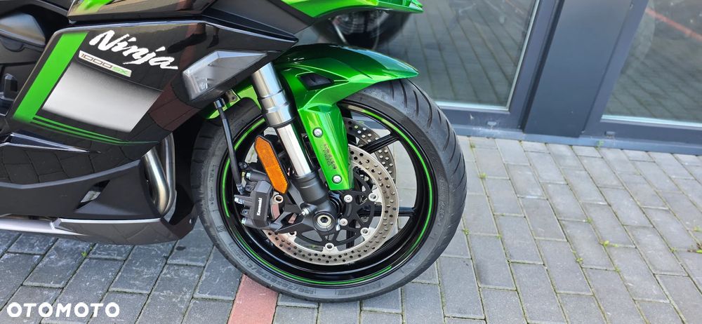 Kawasaki Ninja 1000 SX - 23