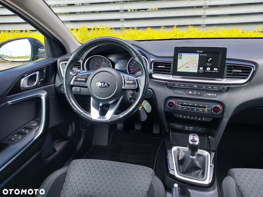 Kia Ceed 1.4 T-GDI M Max - 27